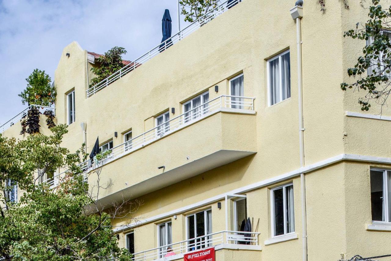 Bauhaus Living With Amazing Roof Top By Sea N' Rent Apartment *